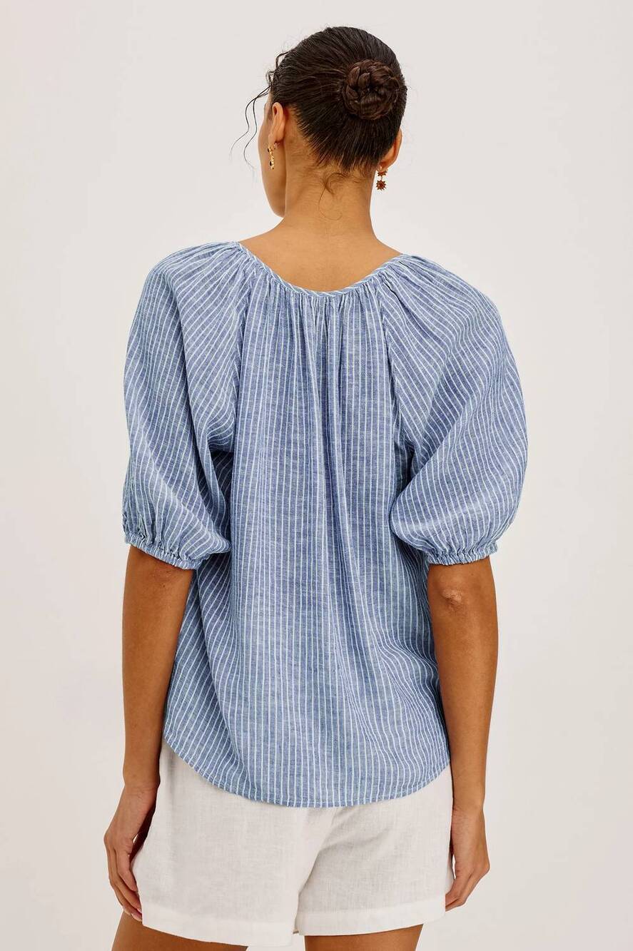 NEW RAILS kirstie v-neck top in barletta stripe - Picture 3 of 4